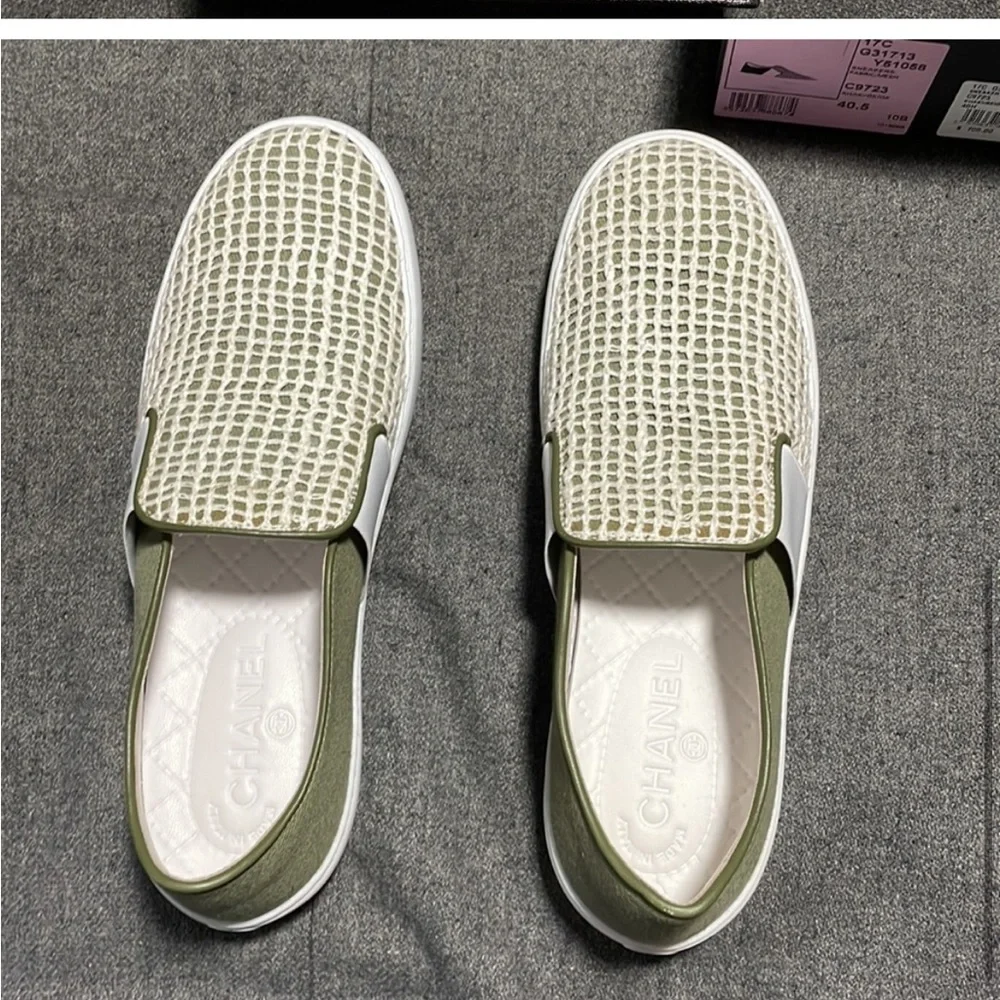 Chanel slip on sneakers, 40.5, NWT - Picture 4 of 10